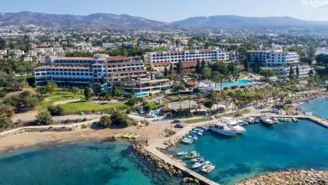 Coral Beach Hotel, Cypern